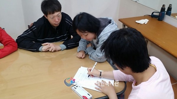 357c41ab49e03b5c18bdf039696048a3_1432717